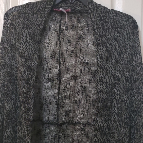 Sweater - Picture 3 of 7